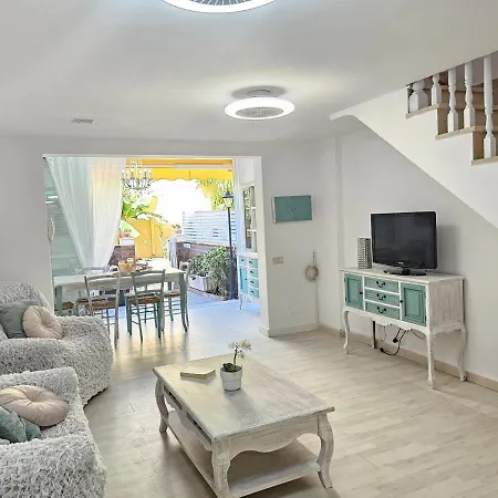 New Joyful Moments Home, Cristianos In Tenerife *