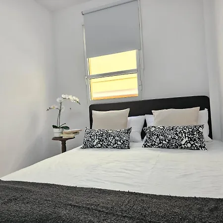 New Joyful Moments Home, Cristianos In Tenerife Apartment *